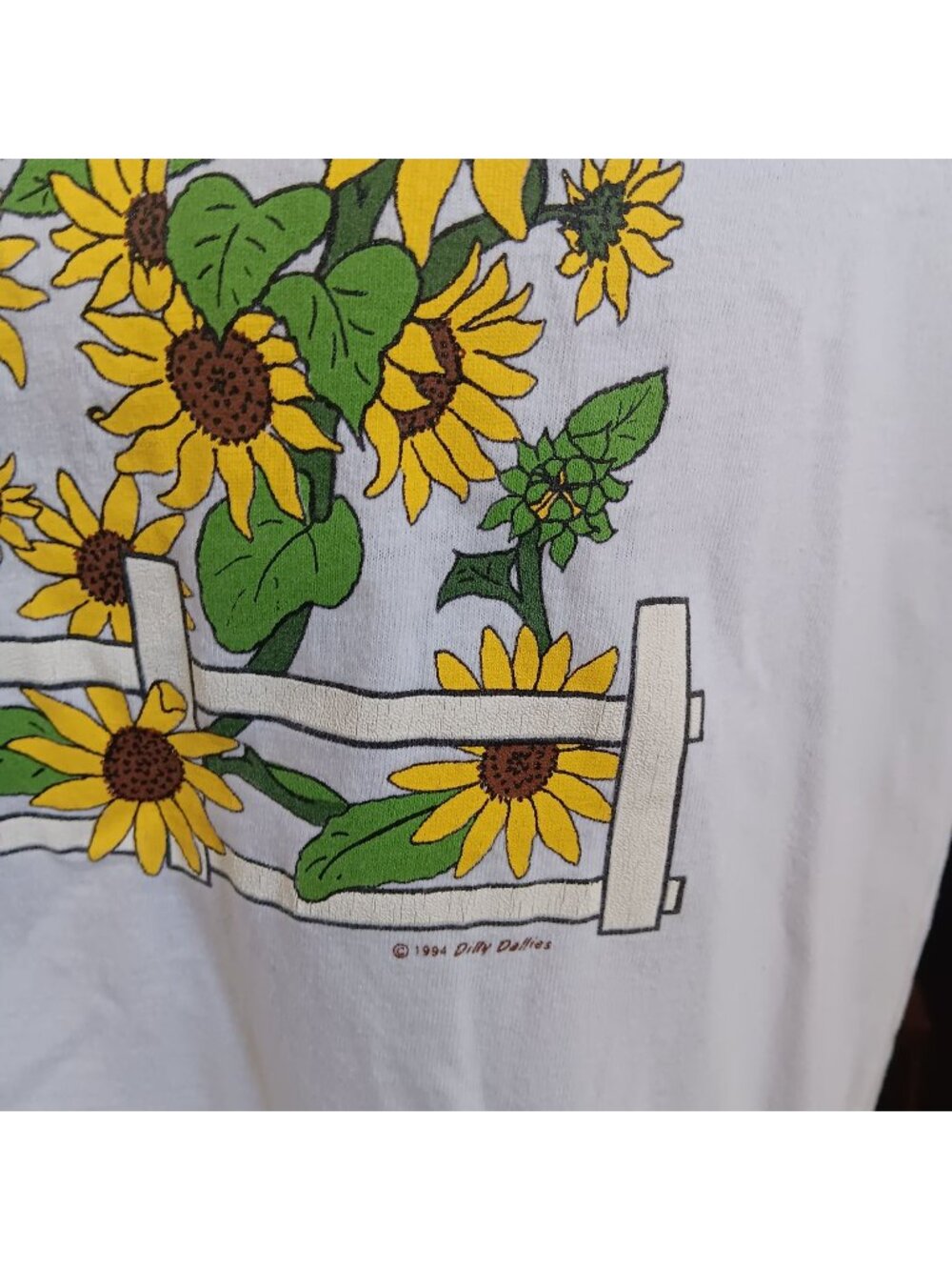 Vintage T-shirt XL SIngle Stitch Dilly Dallies 1994 Oneita Sunflower Made In USA